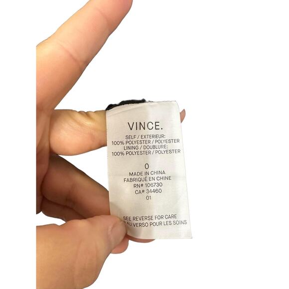 Vince Cap Sleeve‎ V-Neck Embroidered Shift Dress Black Pleated Front Size 0 - Picture 5 of 7